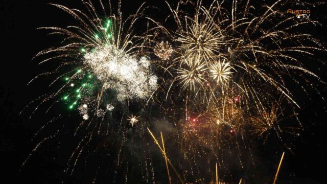 Feuerwerk 2026 in Weng im Innkreis: Pyro-Testschießen erleuchtete den Nachthimmel